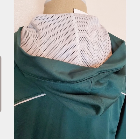 🏃🏽‍♀️Asics Green Wrestling Zip Up Jacket🏃🏽‍♀️ - Picture 4 of 5